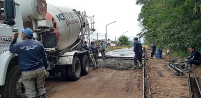 General Pinto: Siguen las obras de pavimentación en el distrito