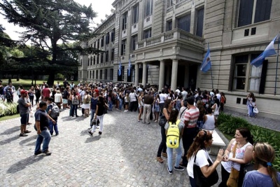 Más de 5 millones de alumnos volvieron a clases en la provincia de Buenos Aires