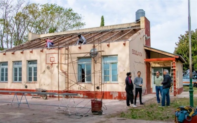 Junín: Realizan el recambio de techos, aberturas y pintura en la Escuela 34