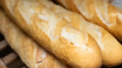 El Gobierno llegó a un acuerdo con panaderos para que el kilo de pan se venda entre $320 y $340