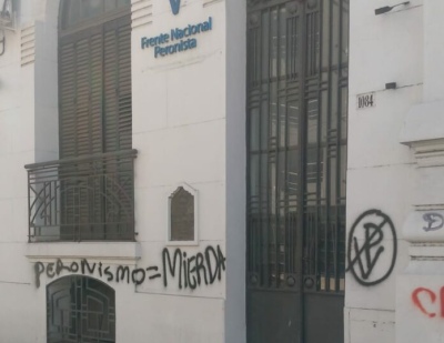 La Plata: Vandalizan la sede del Frente Nacional Peronista