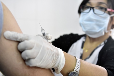 La Plata: Dio inicio la vacunación antigripal para personas mayores de 65 años