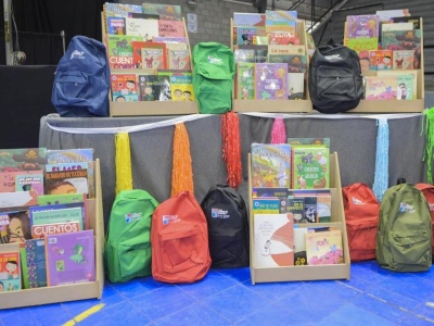 Lomas de Zamora: El Municipio entregó 6800 kits escolares a niños y niñas que asisten a Jardines Comunitarios