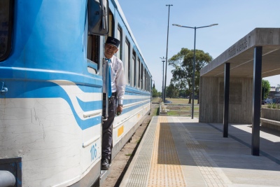 El Tren Universitario amplió su recorrido y proyecta llegar hasta Berisso y Ensenada