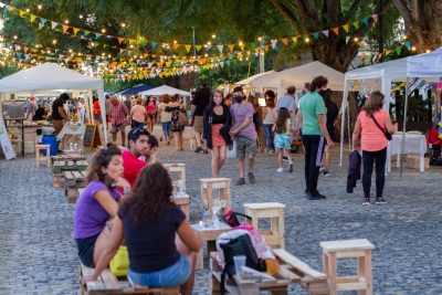 Baradero: Vuelve el "Mercado Raíz" al Paseo del Puerto