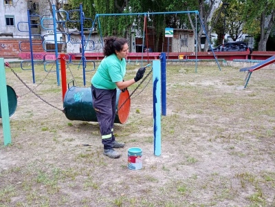 Ensenada: Llevan adelante trabajos de mantenimiento en espacios públicos
