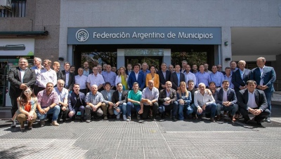 Tapalqué: El intendente Cocconi participó de la Asamblea de la Federación Argentina de Municipios