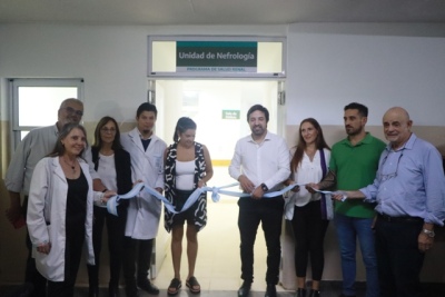 Moreno: La Provincia inauguró un nuevo centro de diálisis y entregó equipamiento