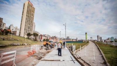 Mar del Plata: Continúan los trabajos de renovación del frente costero