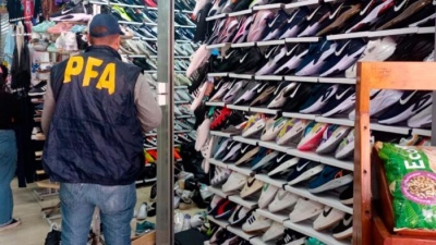 Quilmes: Incautaron ropa y accesorios truchos por más de 25 millones de pesos