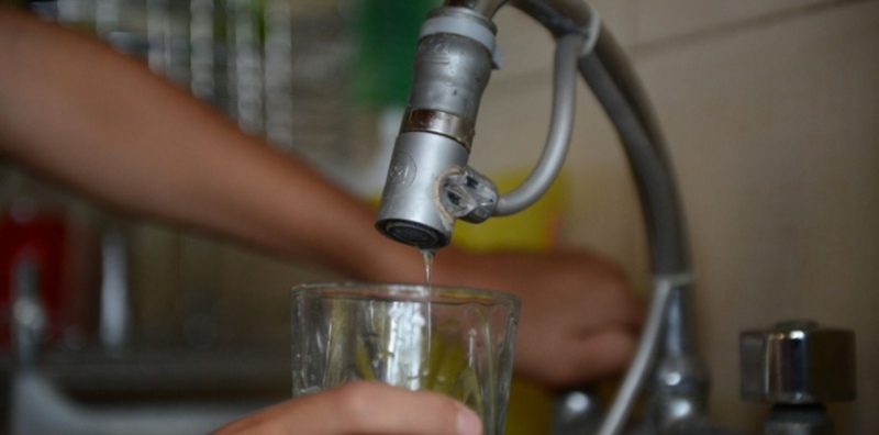 Gastón Crespo: "analizar la potabilidad del agua debe ser una prioridad"