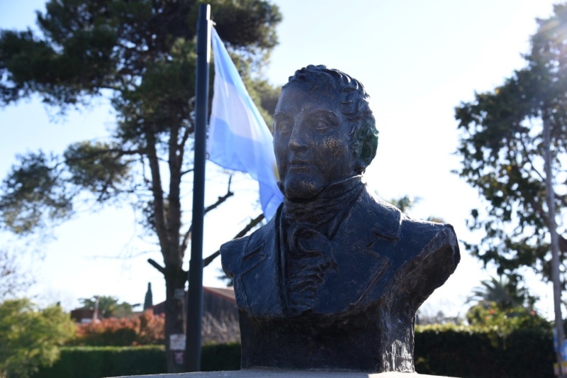 La Plata: Nombran “Manuel Belgrano” a una histórica plazoleta de Gonnet