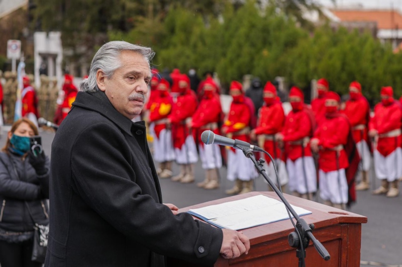 Alberto Fernández encabezó el acto conmemorativo por el bicentenario del fallecimiento de Martín Miguel de Güemes