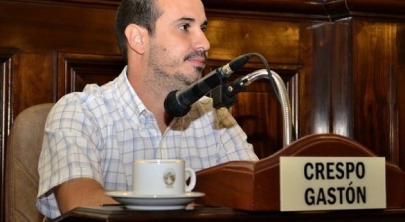 Gastón Crespo: “No puede ser que cada vez que viene un gobierno nuevo tire por la borda todo lo anterior”