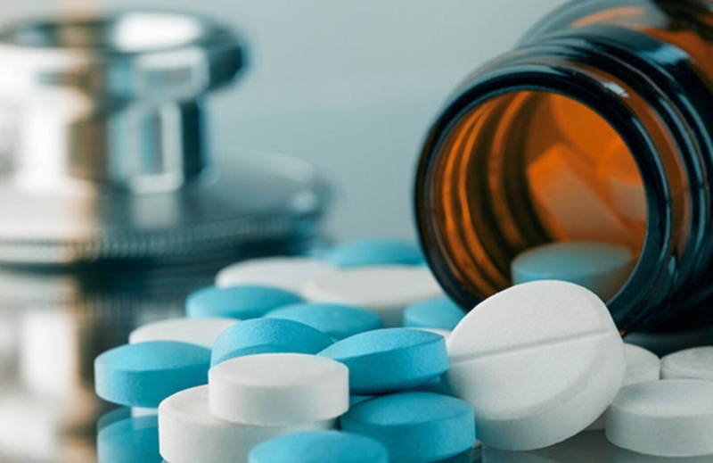El Gobierno analiza pausar el aumento de precios en los medicamentos