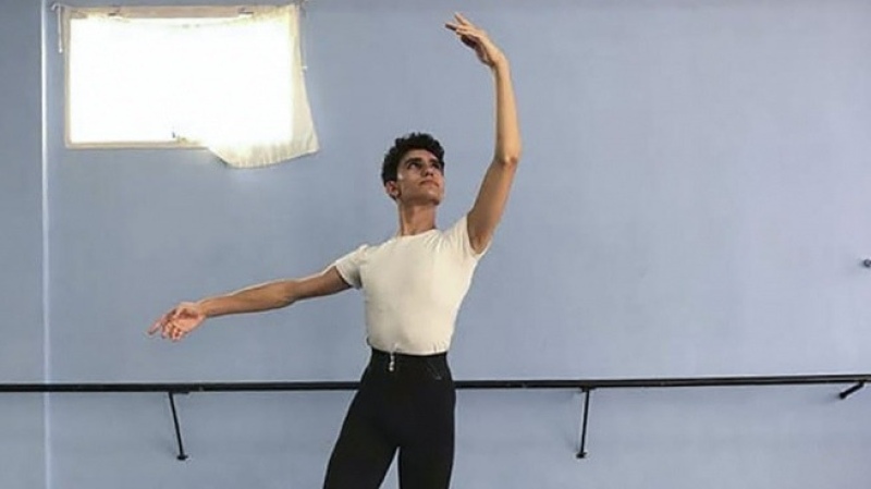 David Rivas tiene 17 años y ya obtuvo un papel principal en el Ballet La Sylphide en el Teatro Colón