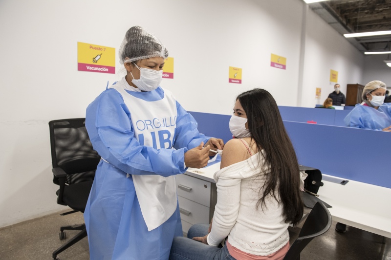 "Ya se aplicaron más de 30 millones de vacunas en territorio bonaerense"