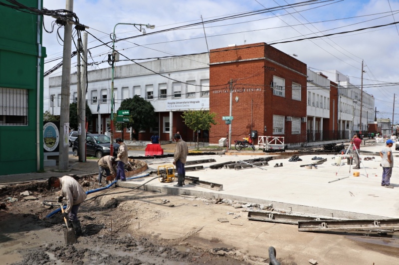 Ensenada: El Municipio avanza con el "Plan de Repavimentación" en los barrios