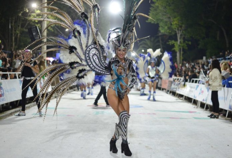 25 de Mayo: El viernes se comienza la venta de entradas para la anteúltima noche de Carnaval