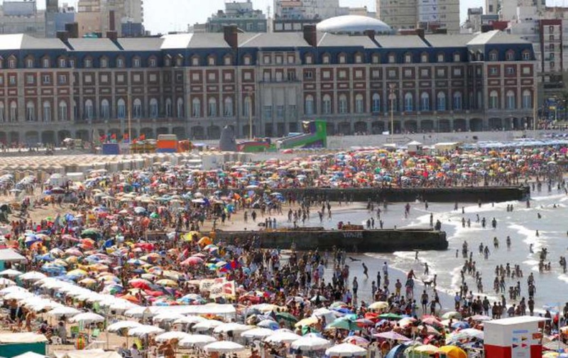 Mar del Plata: La ocupación hotelera trepa al 70% y esperan un "lleno total"