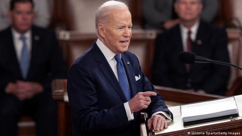 Biden prohibió las importaciones de vodka y caviar rusos por la invasión a Ucrania