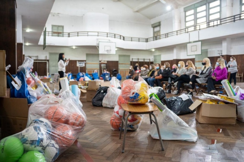 Junín: La Provincia entregó materiales para las escuelas del distrito