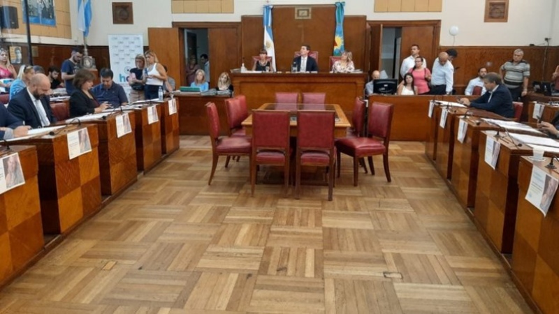 Mar del Plata: Por mayoría aprueban una suba de impuestos del 45 por ciento
