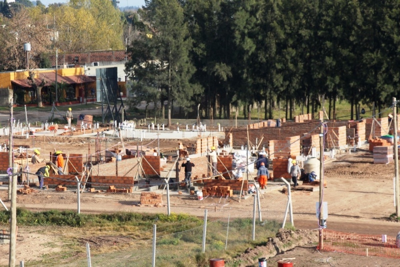 Baradero: Continúan los trabajos en el complejo urbanístico de 207 viviendas