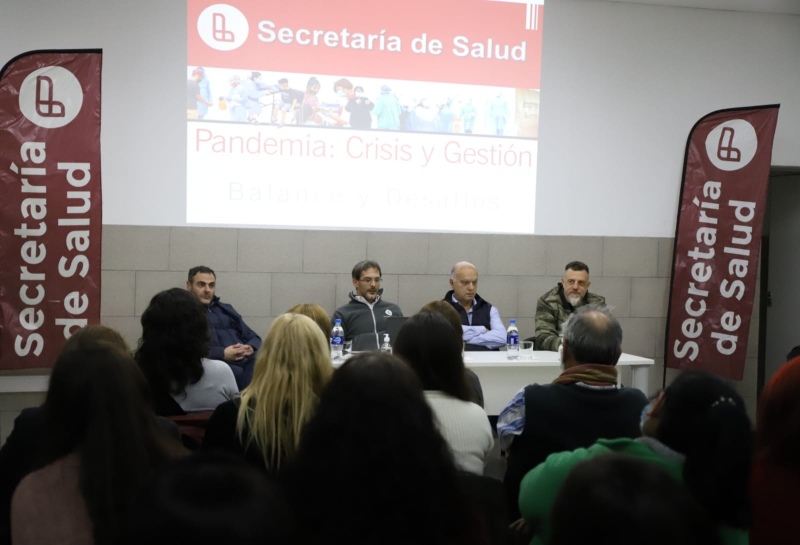 Lanús: Grindetti encabezó una reunión de gabinete ampliado del área de Salud