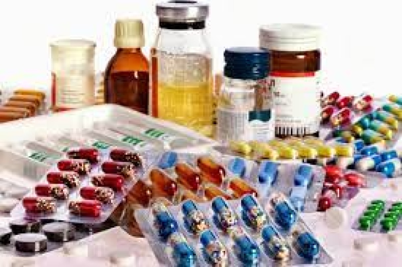 Paso trascendental sobre uso correcto de los antibióticos y la posición de las farmacias