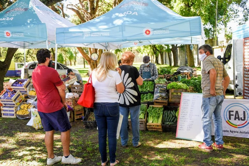 Realizan la primera Feria Agroecológica Bonaerense en el Parque Pereyra Iraola
