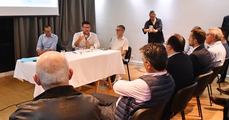 Roque Pérez: Intendentes de la región se reunieron por el proyecto de la Autopista 205