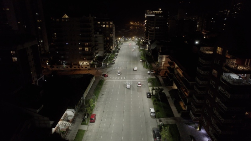 Mar del Plata: Avanza el recambio a LED del alumbrado público en avenidas y plazas de la ciudad
