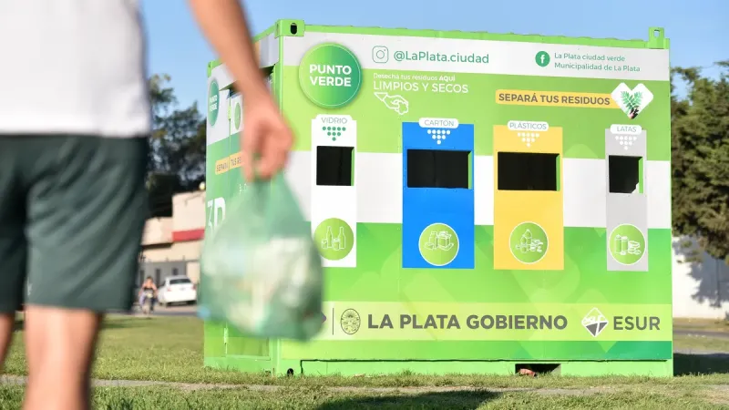 La Plata: La ciudad suma espacios para promover la separación de residuos en tres barrios platenses