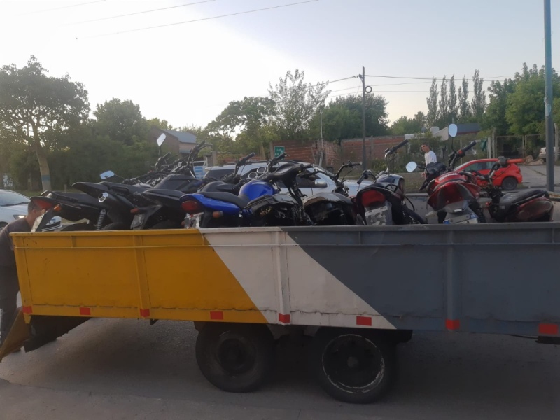La Plata: Secuestraron 39 vehículos en Villa Elvira y San Carlos durante operativos de tránsito