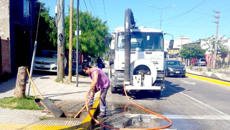 Quilmes: Avanzan los operativos de limpieza en distintos puntos de la ciudad