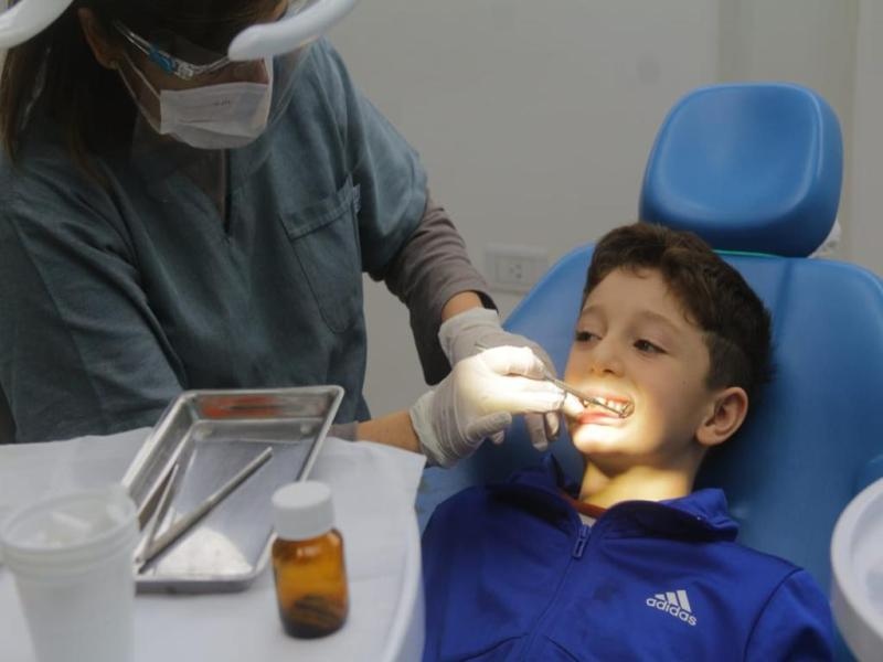 Lomas de Zamora: Se colocaron más de 620 prótesis dentales en el Hospital Odontológico