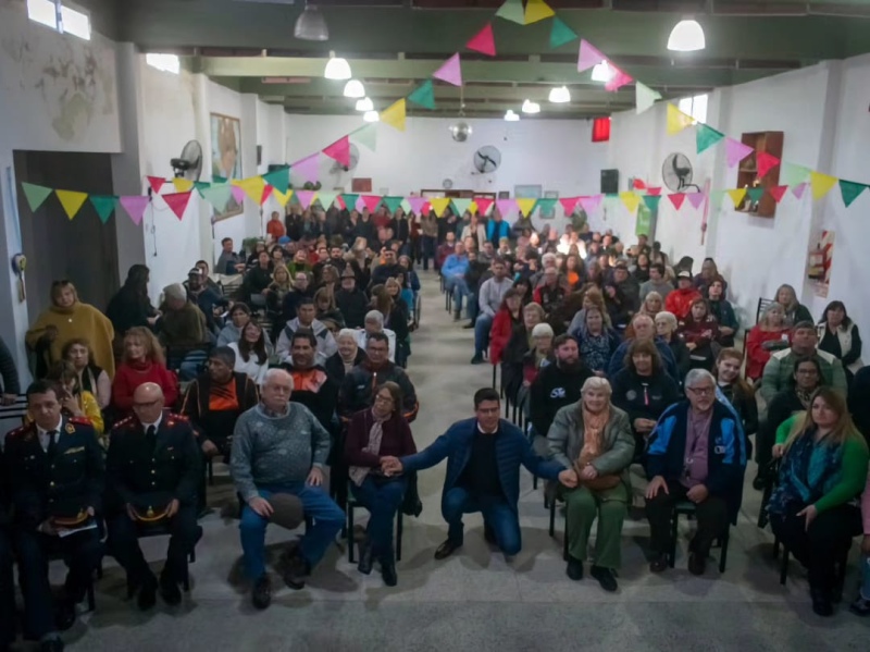 La Costa: El intendente Cardozo encabezó un encuentro con más de 60 instituciones del Partido