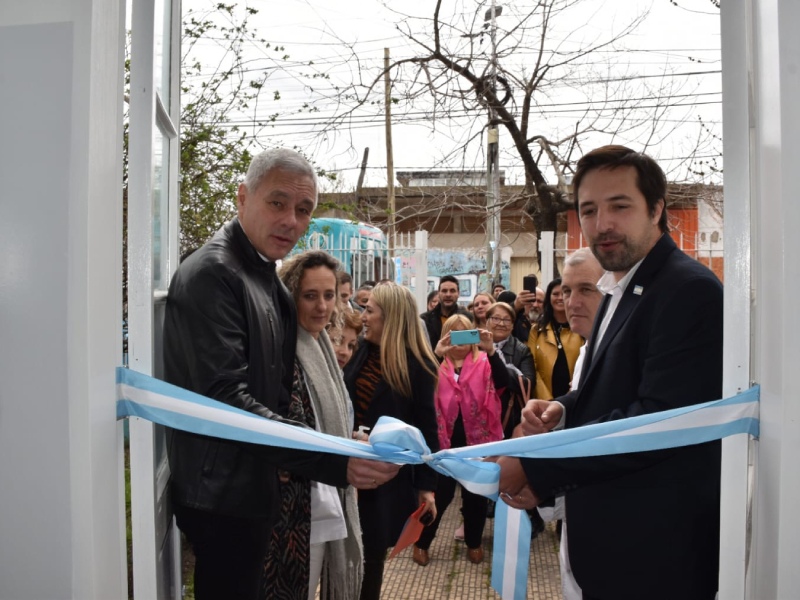 Berisso: Kreplak y Cagliardi inauguraron un vacunatorio en el Hospital Larrain