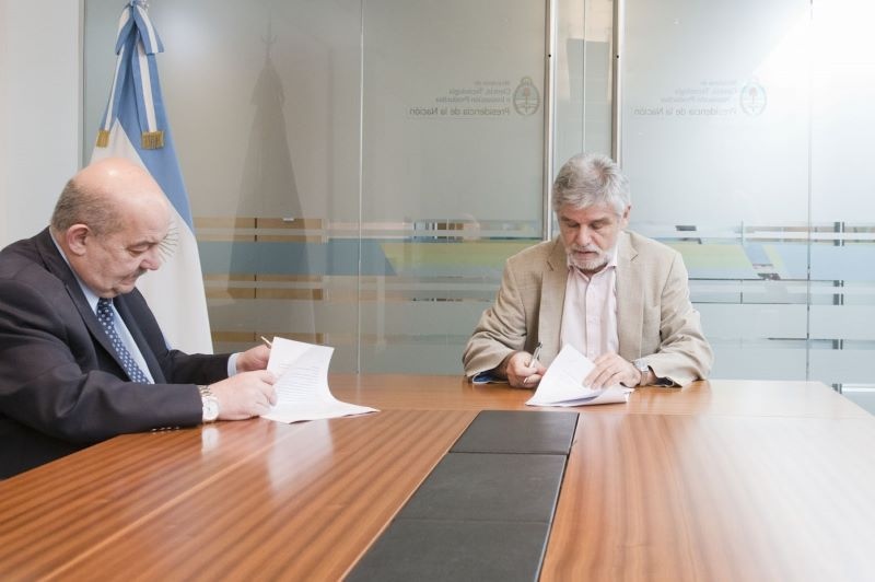 Acuerdo con el ministerio de Ciencia para avanzar con la Planta de Vacunas de la UNLP