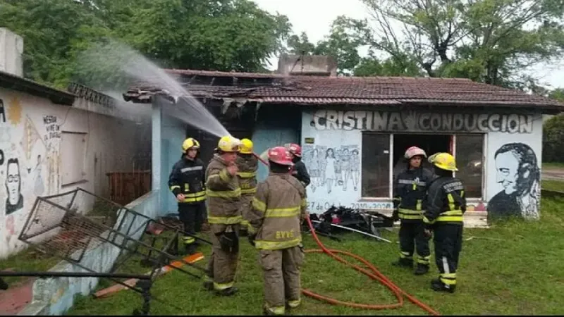 Villa Gesell: Incendiaron un local de Nuevo Encuentro
