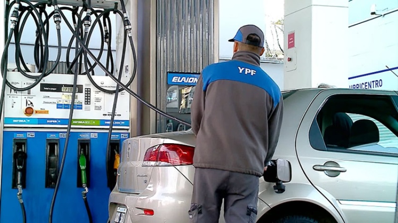 YPF aumentó los combustibles un 25% promedio