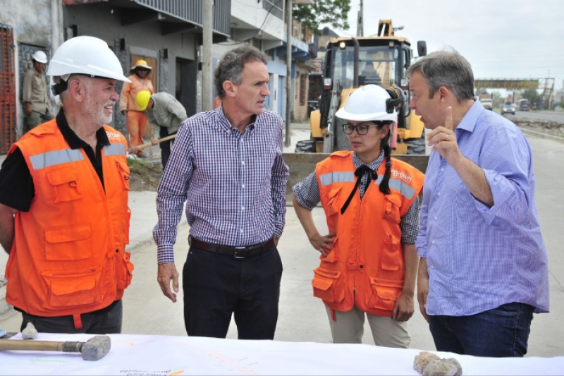 Almirante Brown: Katopodis recorrió obras de infraestructura en la ciudad