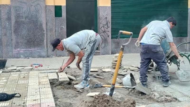 Tandil: Entra en la etapa final los arreglos de veredas del Mercado Municipal