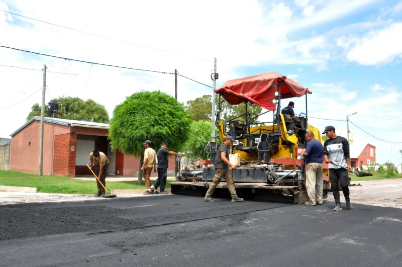 Carlos Casares: Avanzan las obras viales en distintos puntos de la ciudad