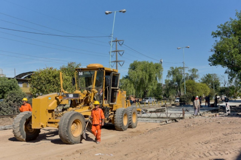 Berazategui: Katopodis y Mussi recorrieron obras de pavimento y saneamiento en la ciudad