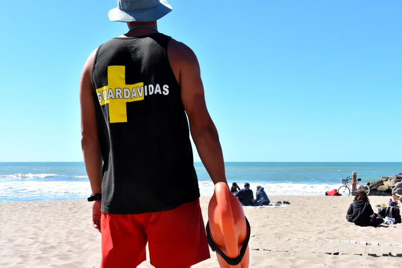 Mar del Plata: Guardavidas suplentes reclaman el pago de salarios