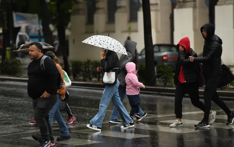 La Plata: Establecen el nivel de alerta 'amarillo' por lluvias y vientos