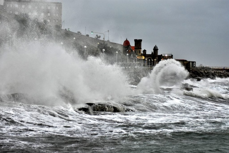 Hay alerta meteorológico por fuertes vientos para la costa atlántica